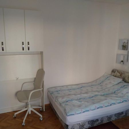 Apartma Ladinka Izola Exterior foto